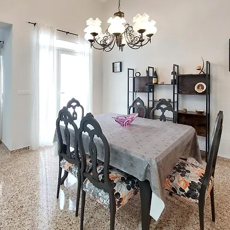 Ferienhaus 3 Bedroom Amazing In Llaurí